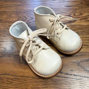 Josmo Walker Unisex Cream Baby Walker Leather Boots Size 3.5
